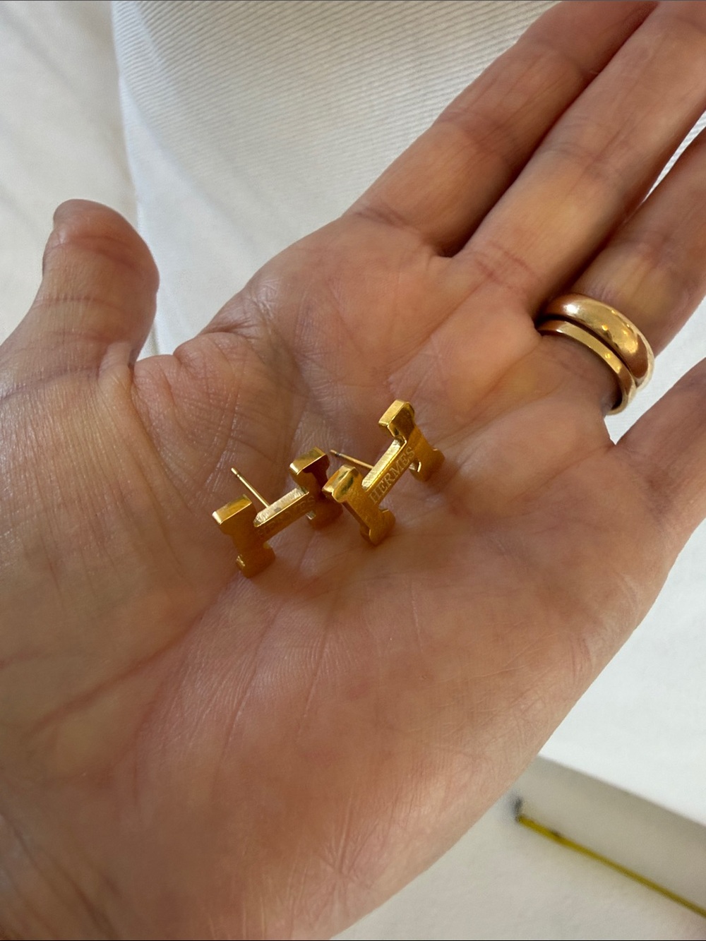 Hermes Gold H Logo Key Stud Earrings - Picture 7 of 9